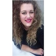 Profesora de clases particulares para Primaria, ESO y bachillerato de Humanidades. Experiencia de 6 años y especialidad en idiomas